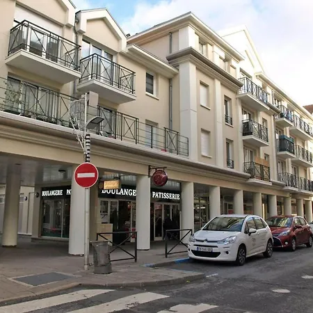 A Lovely Nest アパート ブシー・サン ・ジョルジュ